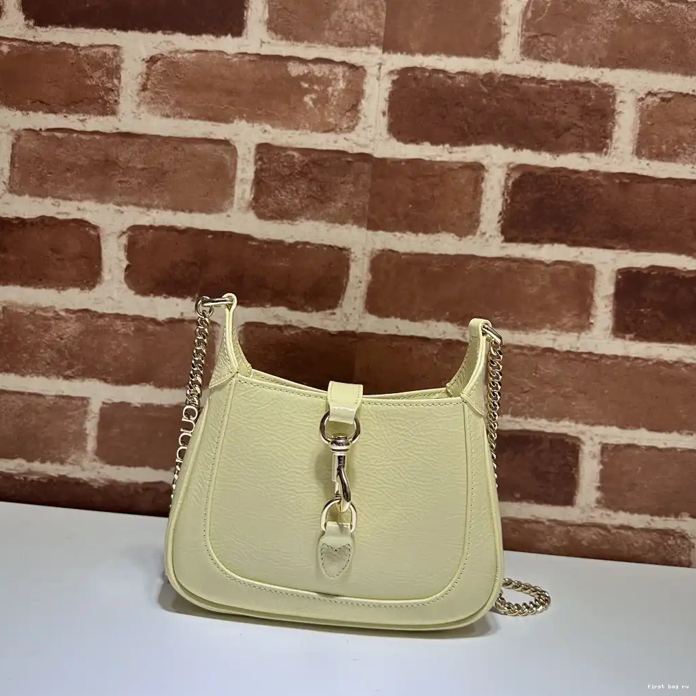 First bag ru SHOULDER GUCCI JACKIE BAG-19.5*18*3.5CM 0626